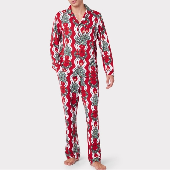Mens' Red & White Wreath & Tree Stripe Print Long Pj Set - Picture 1 of 4